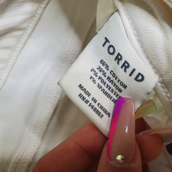 Torrid White Distressed Jeans - Picture 2 of 7